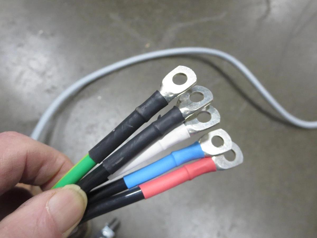 Mennekes ME560C5W Connector & Cable 600VAC 60A 50-60HZ 802181 Tesla Skyline