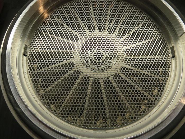 Used BOC Edwards Code B748-51-000 Turbomolecular Pump STP 451C Low Field Not Tested