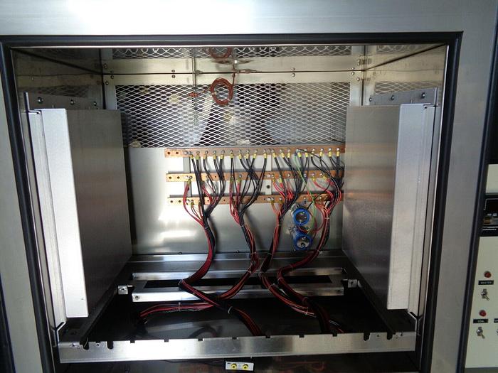 Used ENVIROTRONICS ET8-1-1.5 TEMPERATURE CHAMBER -35C to +170C air cooled compressor