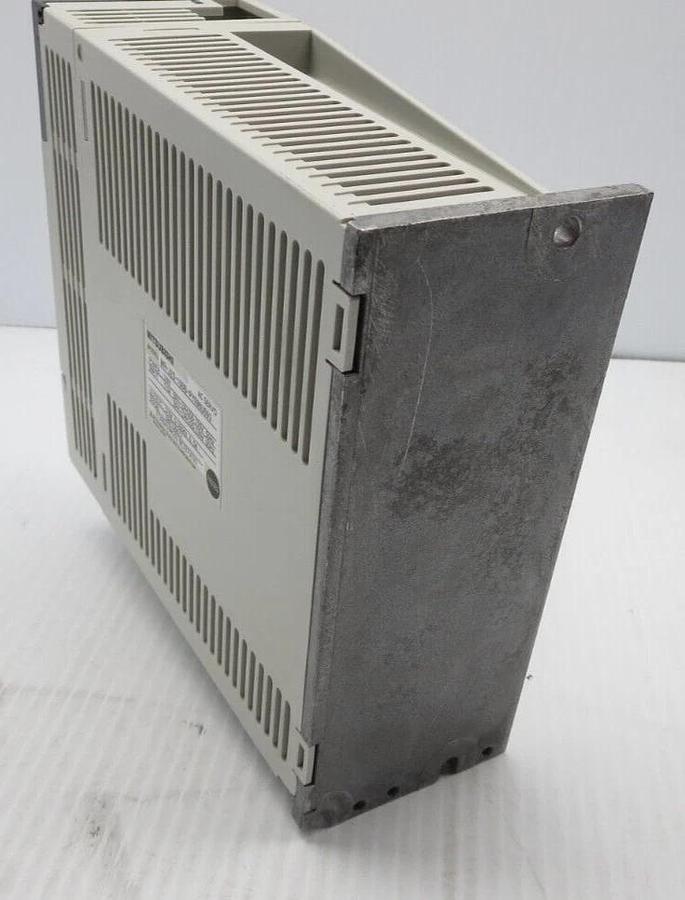 Used Mitsubishi MR-J2S-100B AC Servo Output: 170V 0-360HZ 6.0A