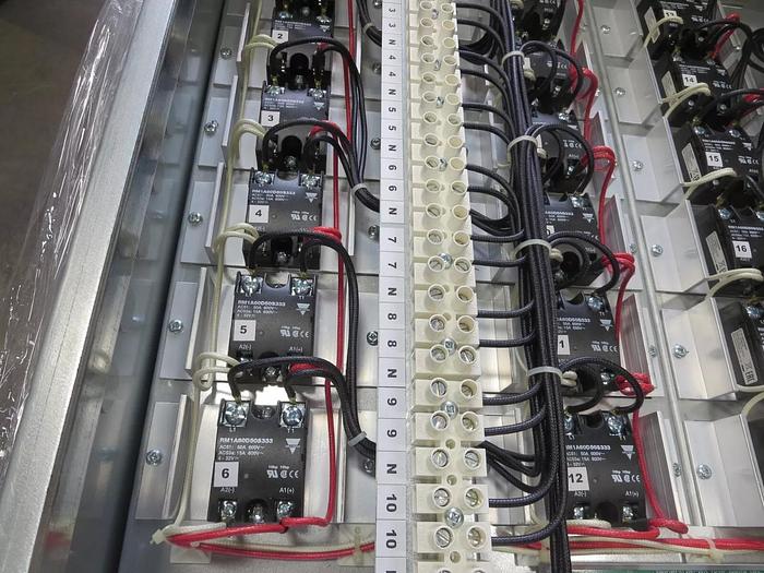 Used Parker Micro Thermo Technologies CP-SSR-20-24 Thermo Control Cabinet