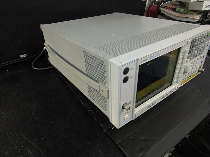 Used Agilent E4443A PSA Series Spectrum Analyzer, 3 Hz - 6.7 GHz Opt: 226, B7J