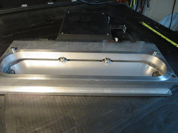 Used VAT 02112-BA24-0001 Gate Valve Rectangular