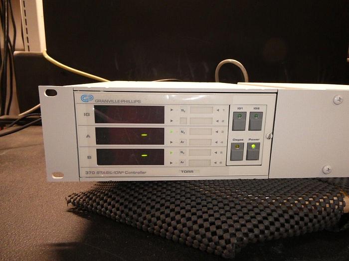Used Granville Phillips 370 Stabil ION Vacuum Gauge Controller 370501-A10-T1