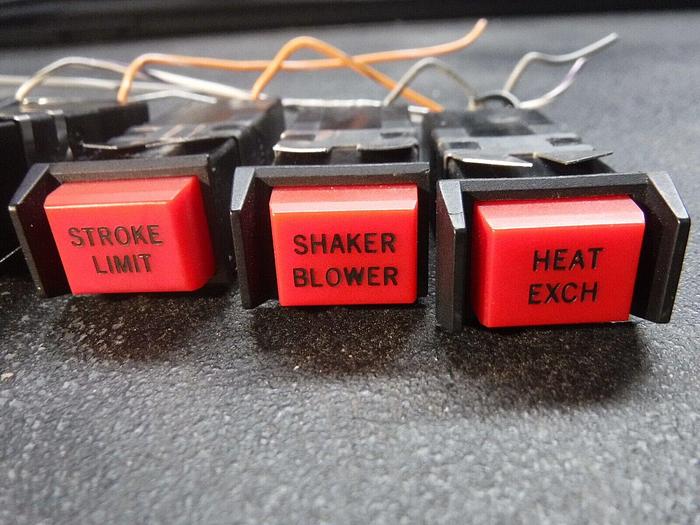 Used Micro 4A23BEA11 Microswitch / Micro 4C23B11 Switch Manual Pushbutton Indicator