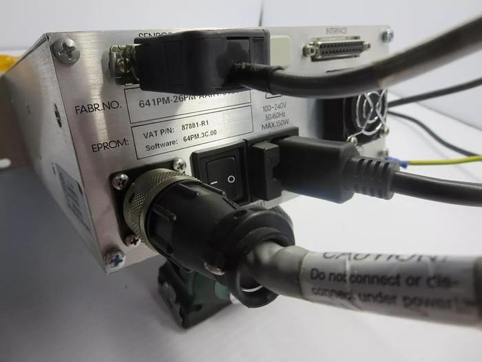 Used VAT PM-4 Adaptive Pressure Controller 100-240VAC 50/60HZ Powers On