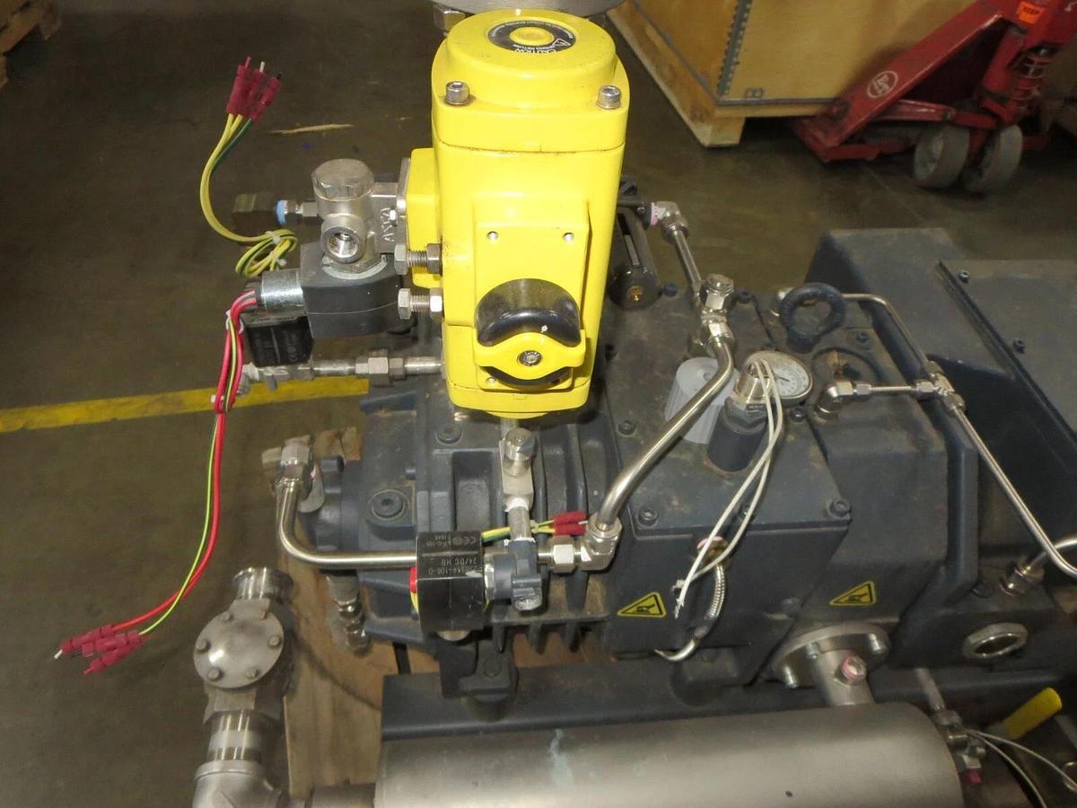 Used Busch NE0100BM06XXVA Vacuum Pump