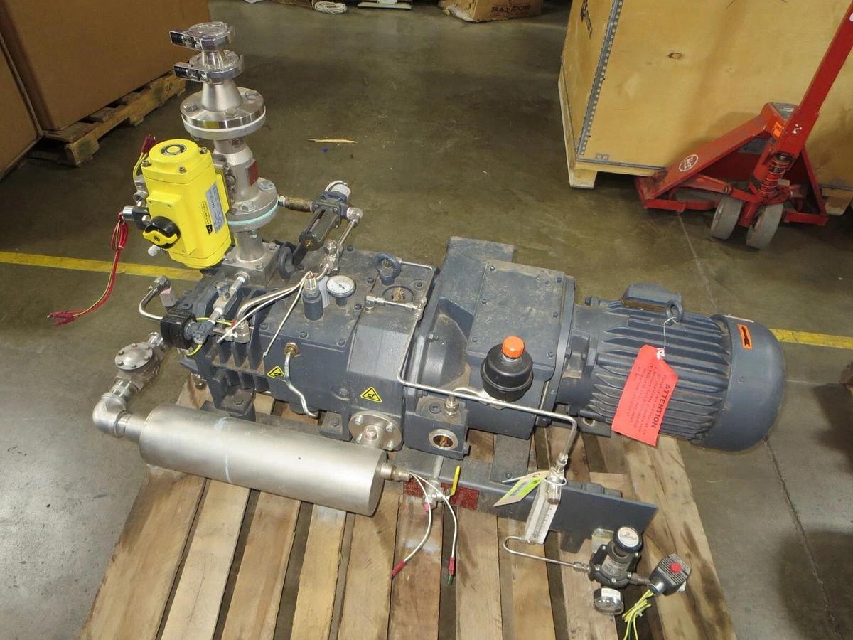 Used Busch NE0100BM06XXVA Vacuum Pump
