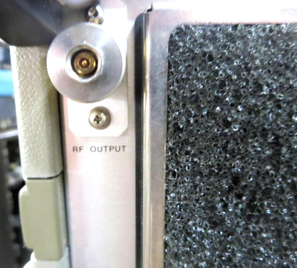 Used H-P 83651B Synthesized Sweeper 10MHZ-50GHz OPT 1BP