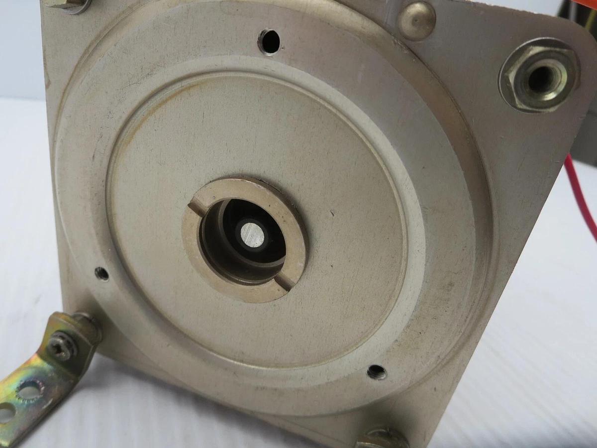 Used General Radio Co. & Holtzer Cabot Motors M5 Variac 3PH 120V 6A Motor Driven