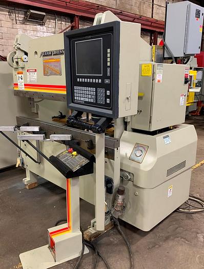 Used 60 TON X 6', ACCURPRESS 7606, 2002, CNC HYDRAULIC PRESS BRAKE