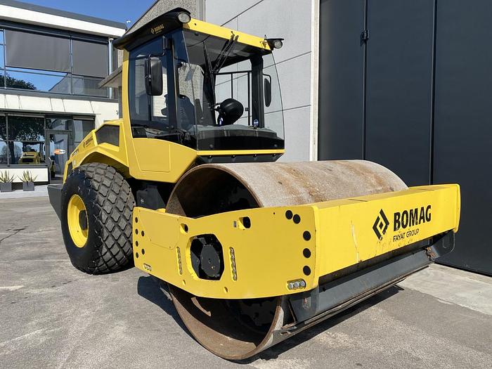 Usato 2016 BOMAG BW 213 D-5