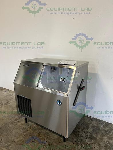 Used Hoshizaki  F-300BAF Air-Cooled Flake Ice Maker  w/ Built in Storage Bin