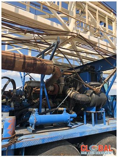 Used Item 0941 : 1981 Corsair Crane Carrier Workover Rig