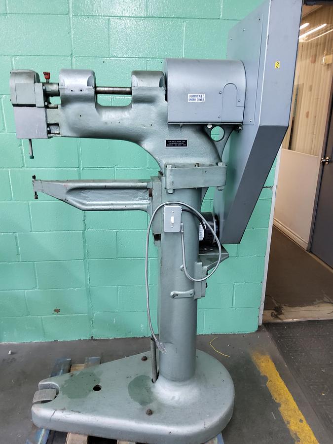 Used Clinching Machine w/ 19" throat depth