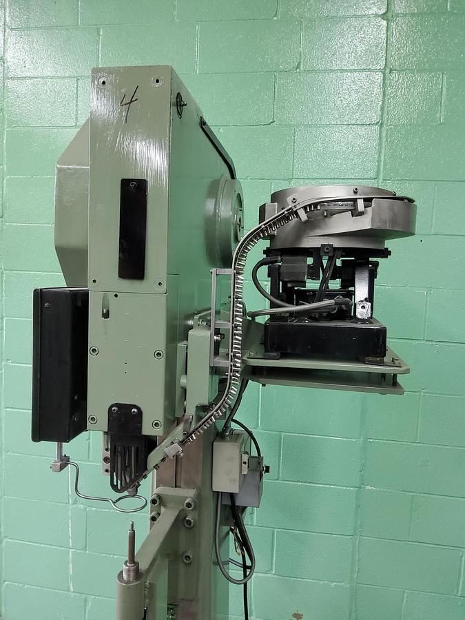 Used NATIONAL Model 1200 Rivet Machine