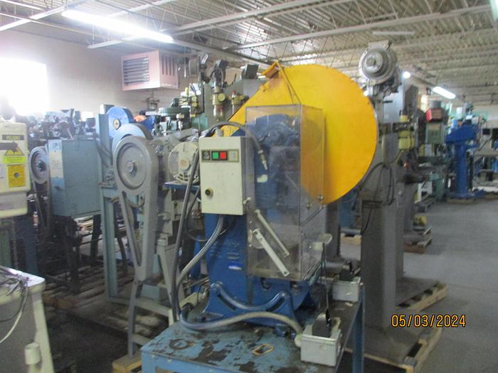 Used BENCH MASTER PUNCH PRESS