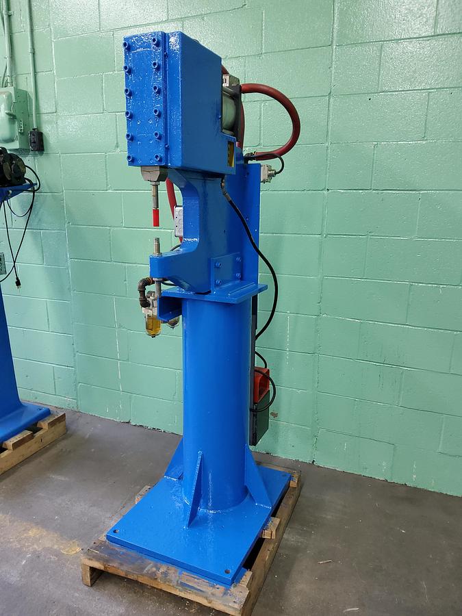 Used Rivet Air Press