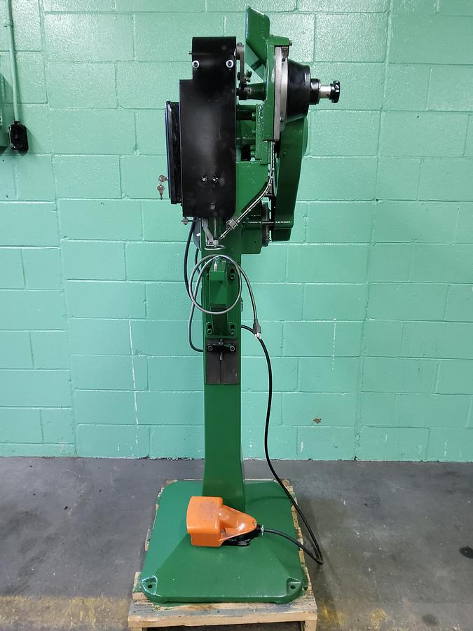 Used Milford 256 Rivet Machine