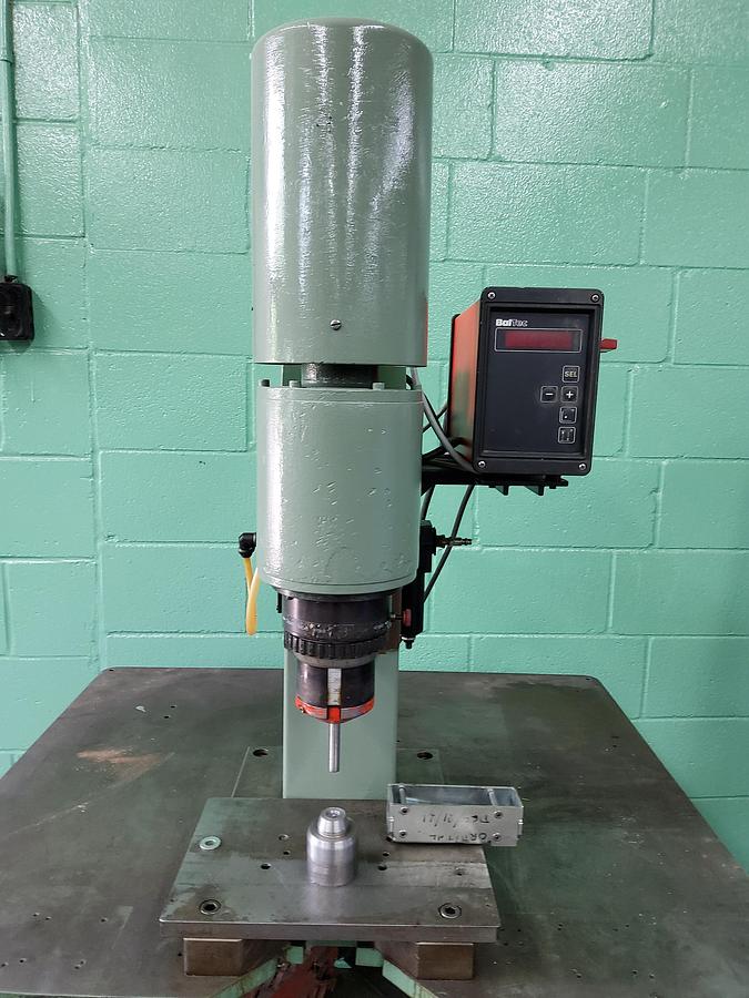 Used BRACKER ORBITAL RIVET MACHINE RN 180