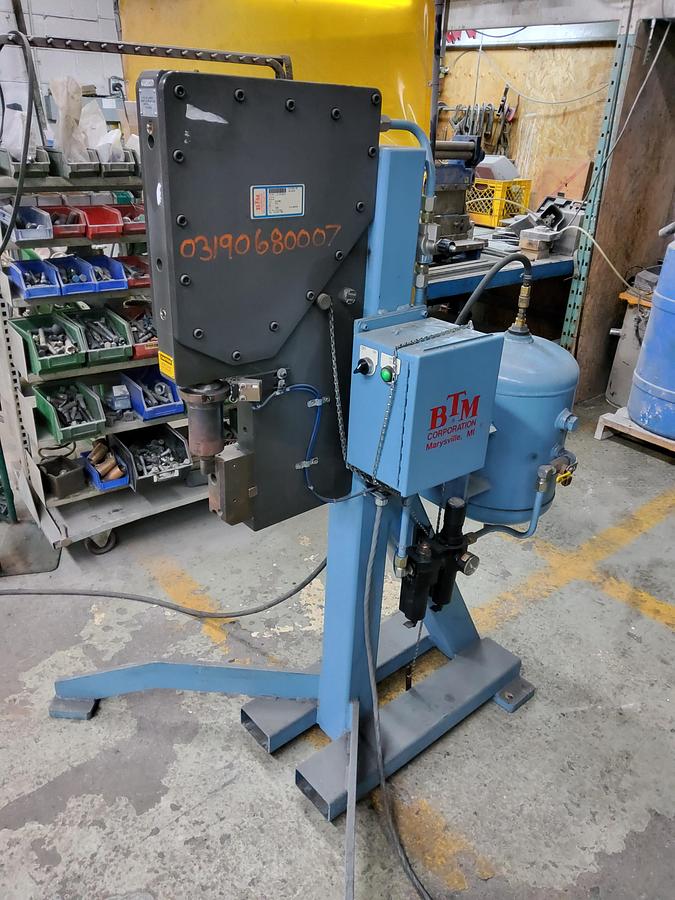 Used BTM Tog-L-LOC Clinching Machine 9731
