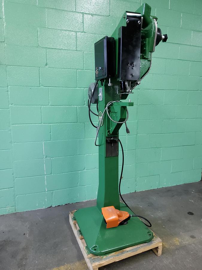 Used Milford 256 Rivet Machine