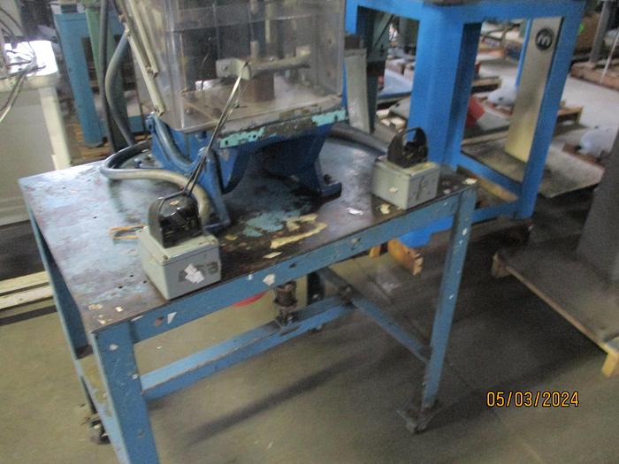 Used BENCH MASTER PUNCH PRESS