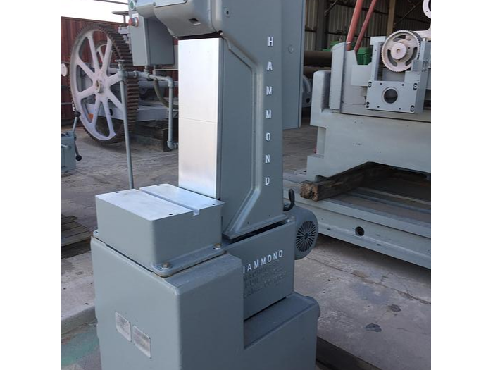 Used Hammond Mdl. V-8W-D Belt Grinder