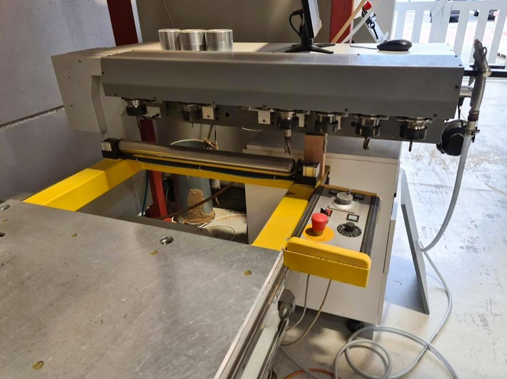 Used Trima BFM 310/110 - CNC Machining Center - 1997