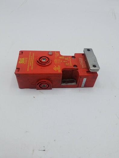 Used STI TL5012 SAFETY INTERLOCK SWITCH