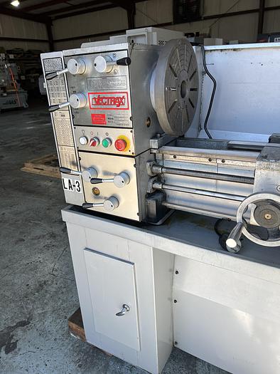 Used 2009 Vectrax/MSC 82837915 14x40 Engine lathe