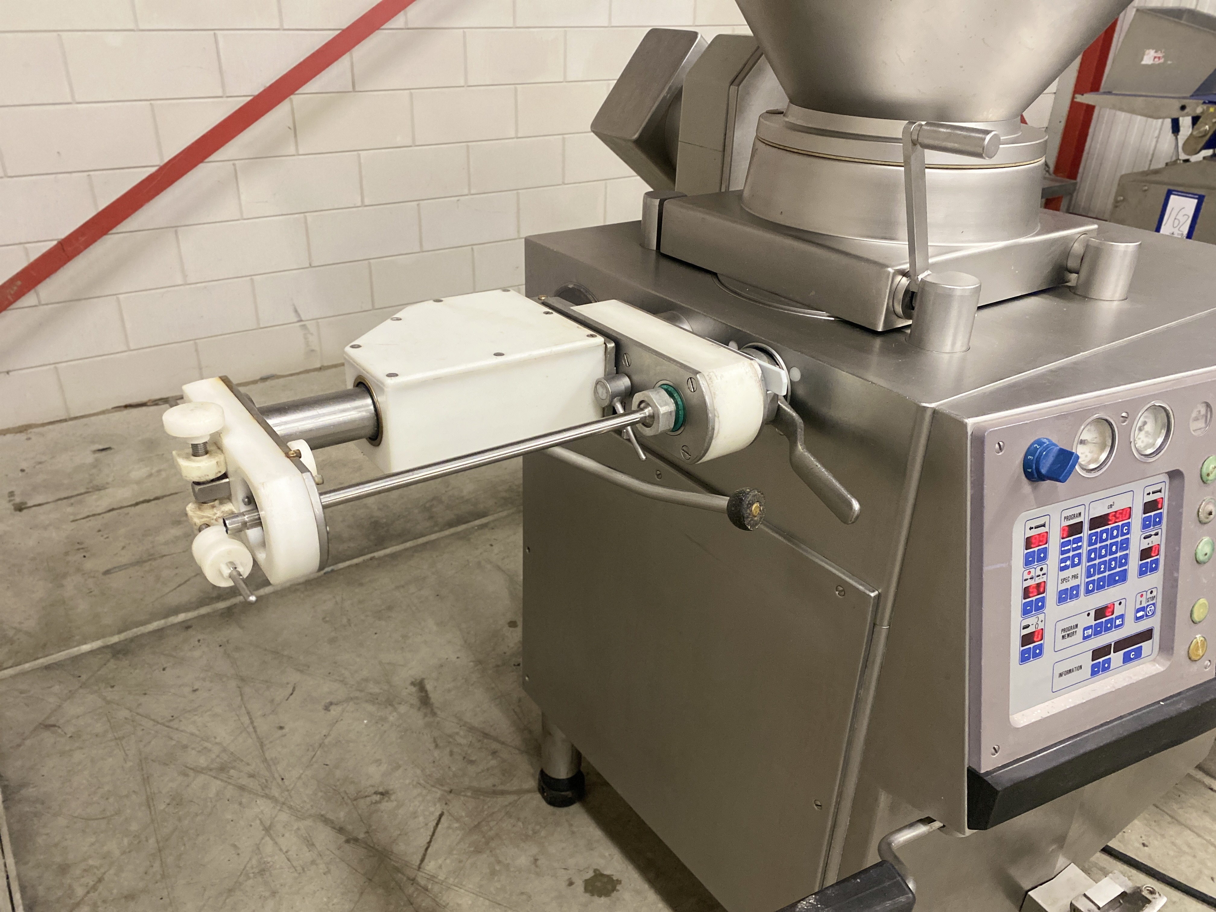 Used Handtmann VF200 vacuum filler