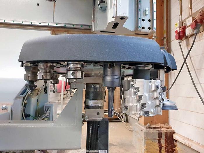 Used 2015 Masterwood Italy CNC machine center MASTERWOOD Project 265