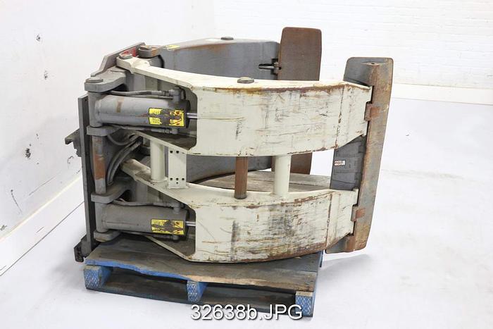 Used Cascade Q60F-RC-13B Roll Clamp #32638