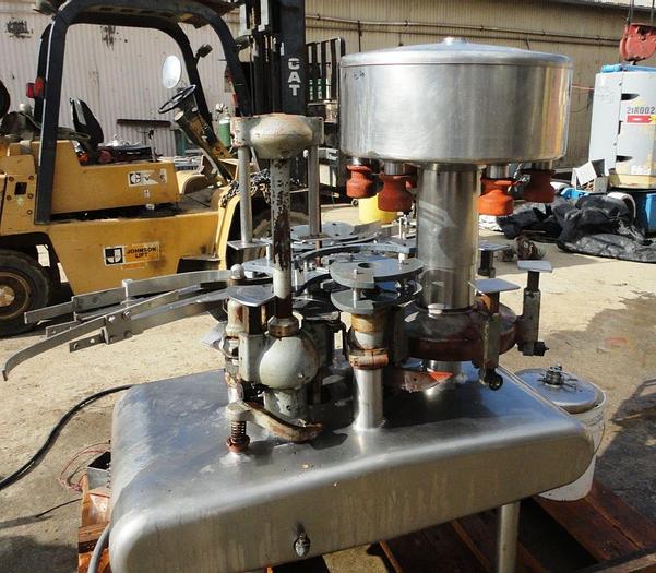 Used Filler, Bottle, 6 Valve, Federal, S/st, 1/2 HP #C736038