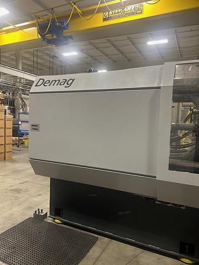 Used DEMAG / Ergotech 500/900/3300 Plastic Injection Screw type