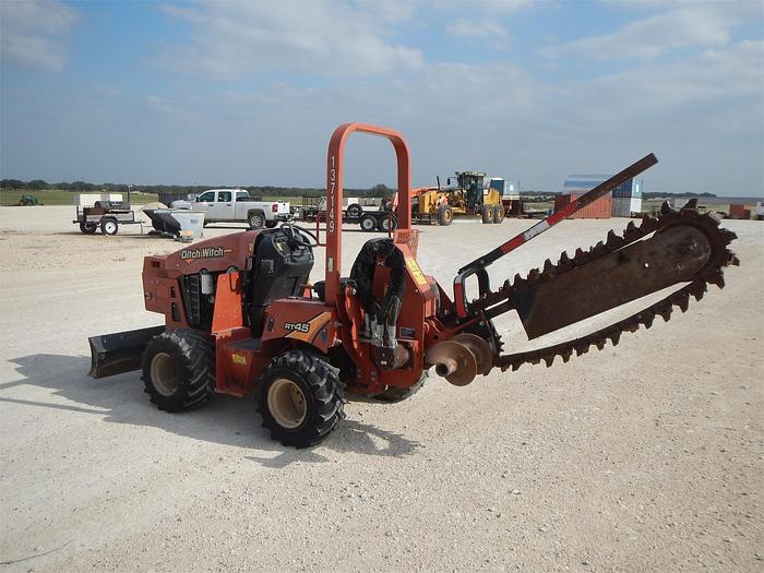 Used 2015 DITCH WITCH RT45