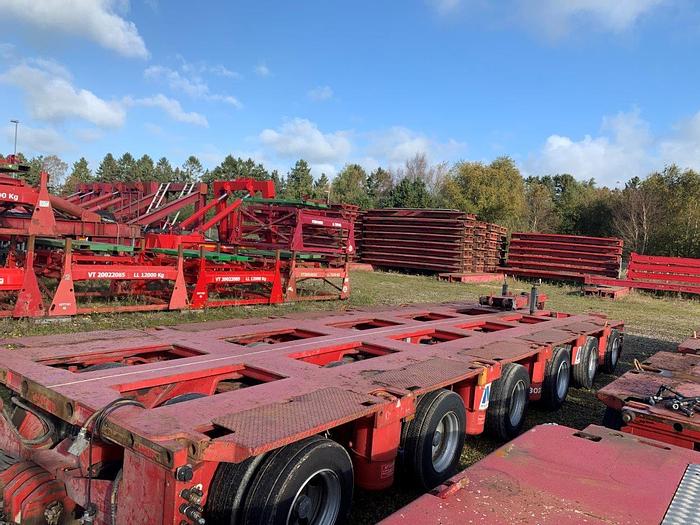 Used Nicolas Modular Trailer, 12 axle Line x 3m Wide