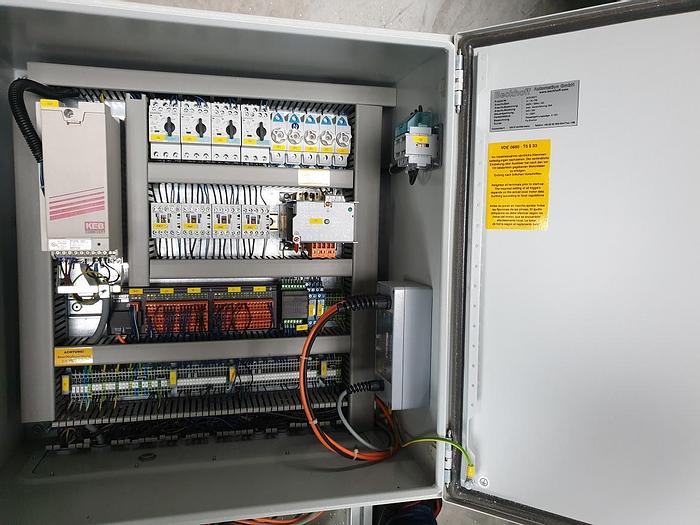 Gebraucht Doppelgehrungssäge Wegoma SD 25 mit Beckhoffsteuerung