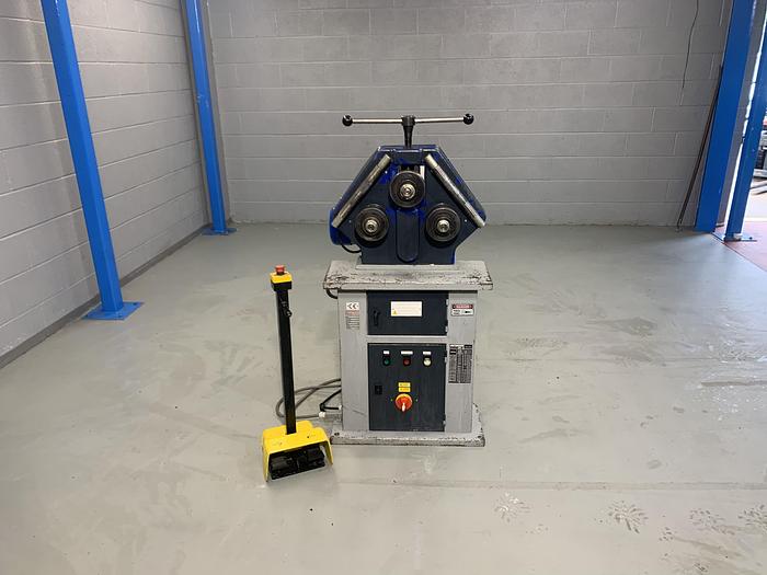 Used AkPAK 30 mm diameter shaft section roller