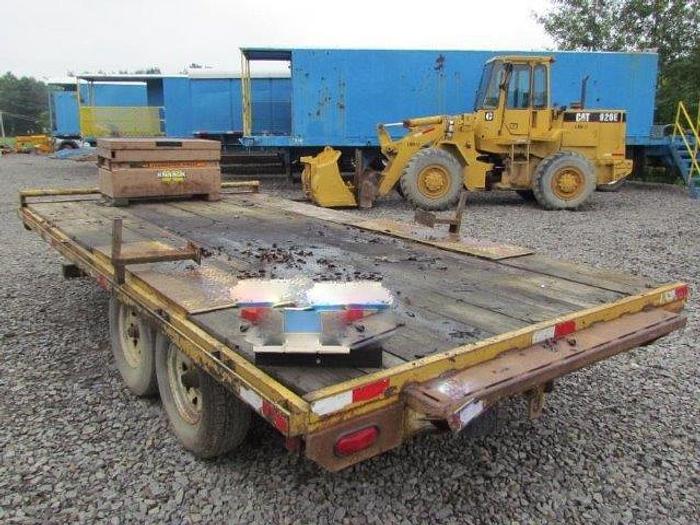 Used 2004 Elgin 16 Foot Flatbed Trailer