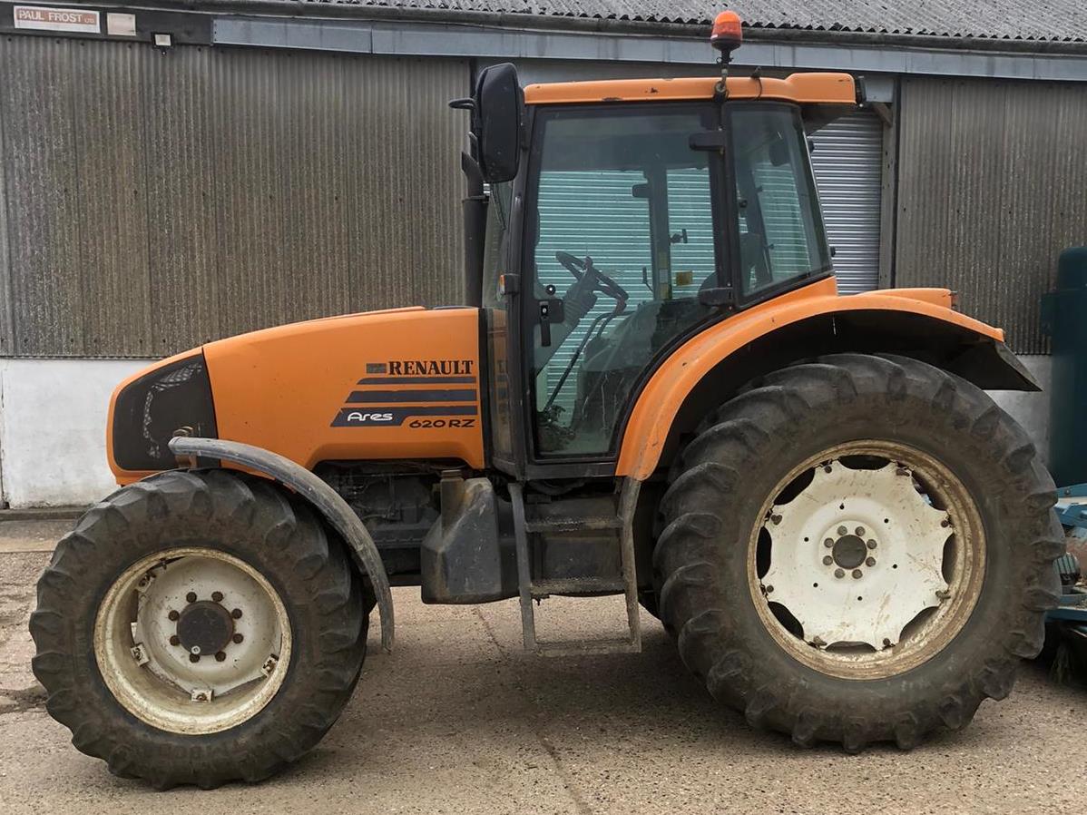 Used Renault Ares 620RZ 4wd Tractor