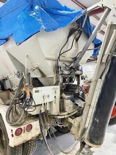 Used 1998 Reimer 9 Yard Volumetric Mixer Truck