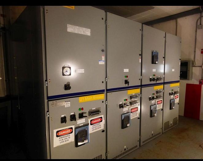 Used 2007 Eaton Cutelr Hammer  15Kv Breaker Line up