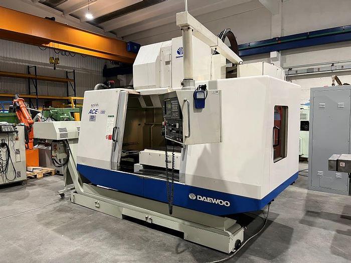 Usato CENTRO DI LAVORO DAEWOO 500 CNC FANUC 18 - M