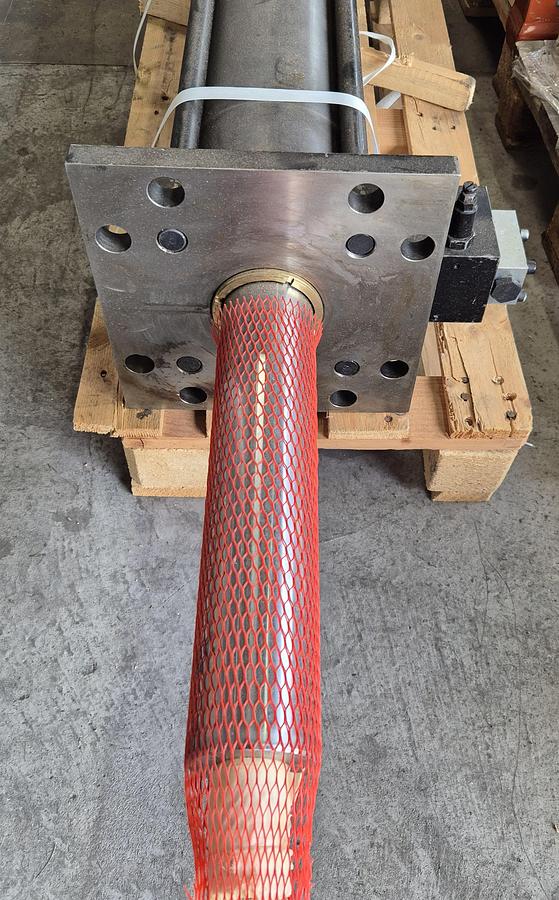 Parker Fluidpower Hydraulikzylinder mit integriertem Wegmesssystem 