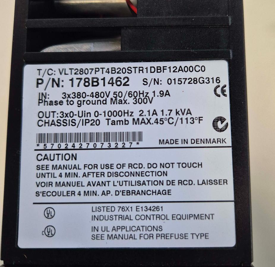 Gebraucht Danfoss Frequenz Umrichter - VLT2807PT4B20STR1DBF12A00C0