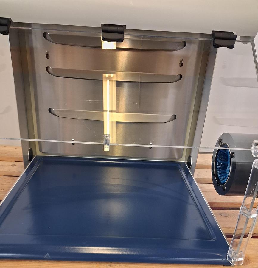 Gebraucht SKAN Skanair Sicherheitswerkbank HFC-S 700