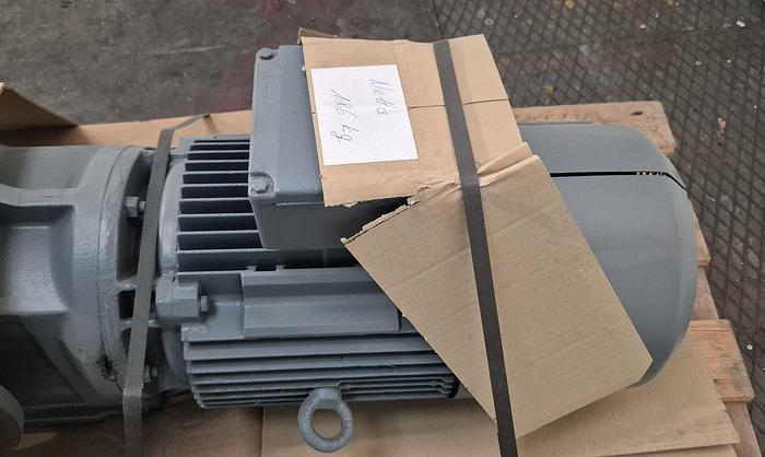 Alfred Imhof KF87 DV132M4/BM/TF Stirnradgetriebe mit SEW Eurodrive Moto