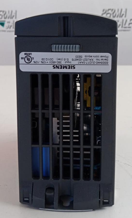 Siemens Micromaster 440 Frequenzumrichter 6SE6440-2UD17-5AA1